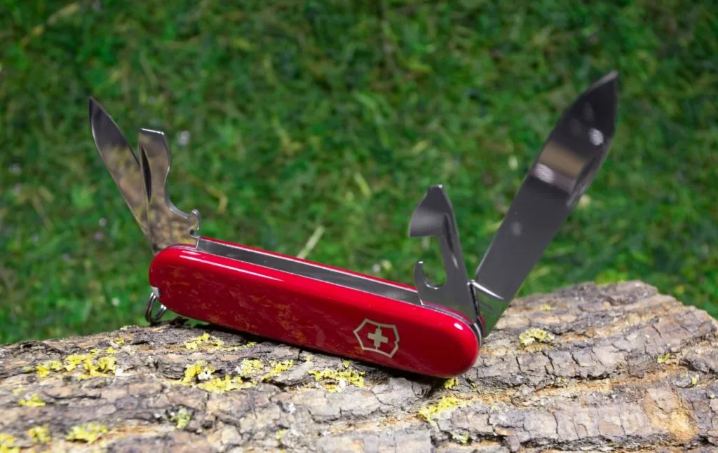 How To Spot Fake Swiss Army Knife