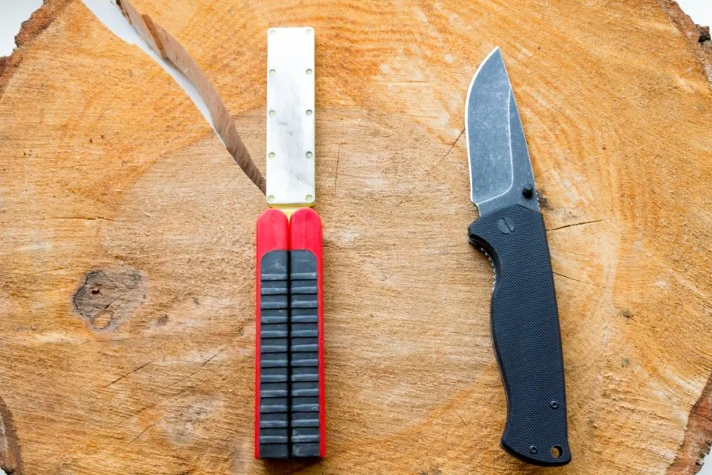 How To Sharpen A Pocket Knife Without A Stone