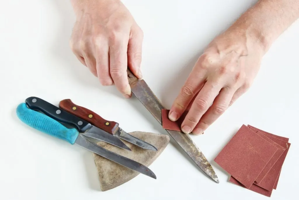How To Clean (Remove) Rust From Kitchen Knives