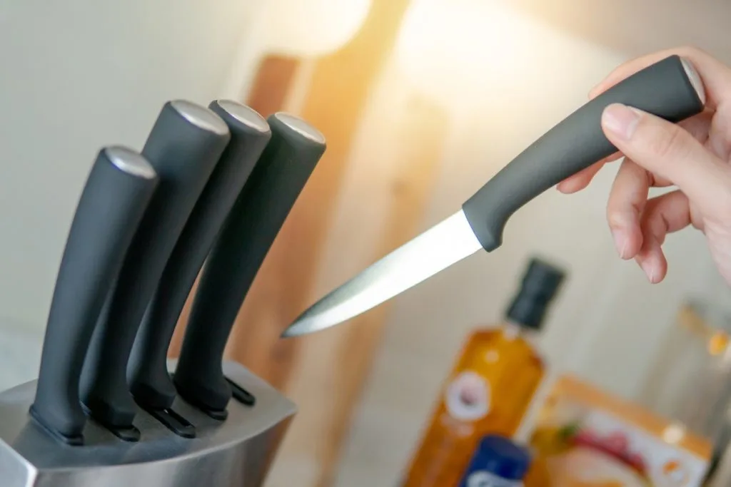 How To Organize Kitchen Knives