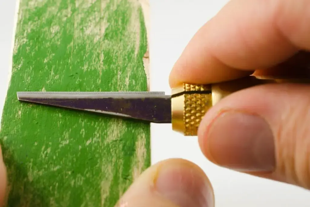 How To Sharpen A Knife With Leather