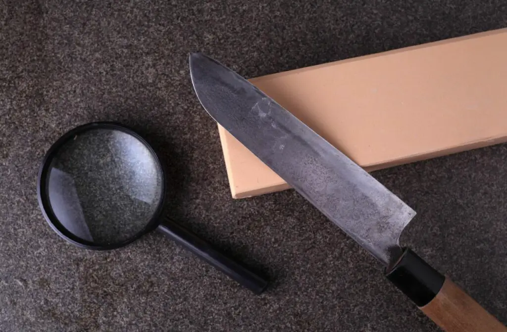 Do You Apply Pressure When Sharpening A Knife?