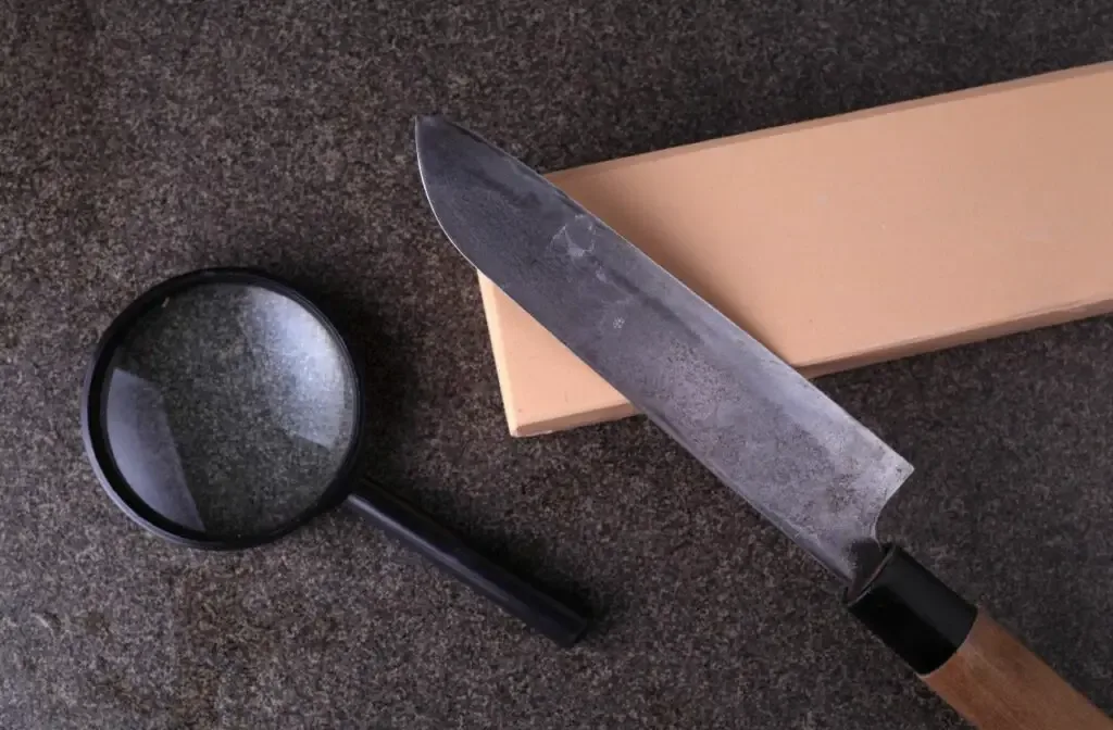 Do You Apply Pressure When Sharpening A Knife?
