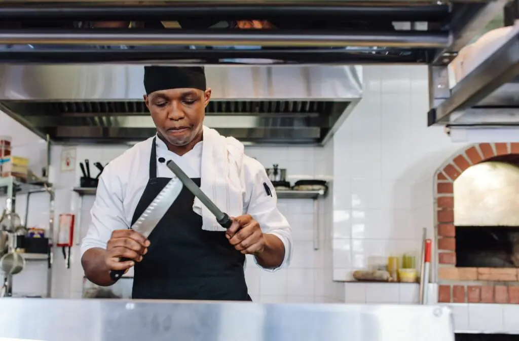 Do Chefs Use Stainless Steel Or Carbon Steel Knives?