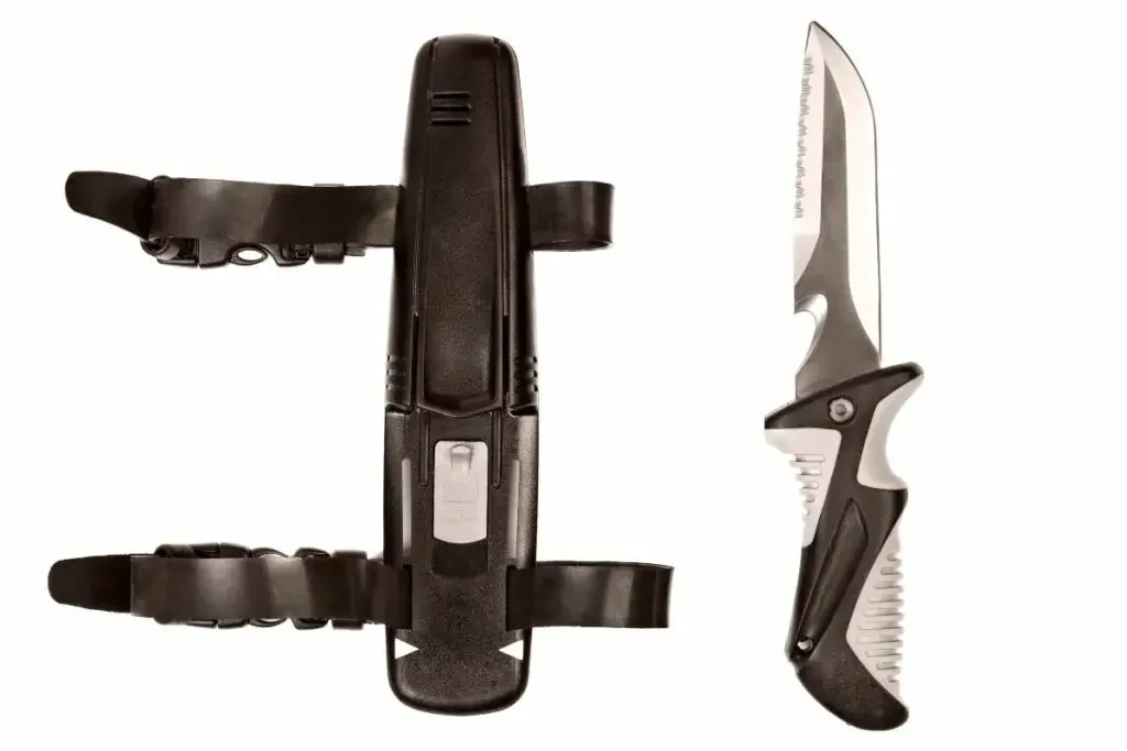 Can You Take Diving Knives On A Cruise?