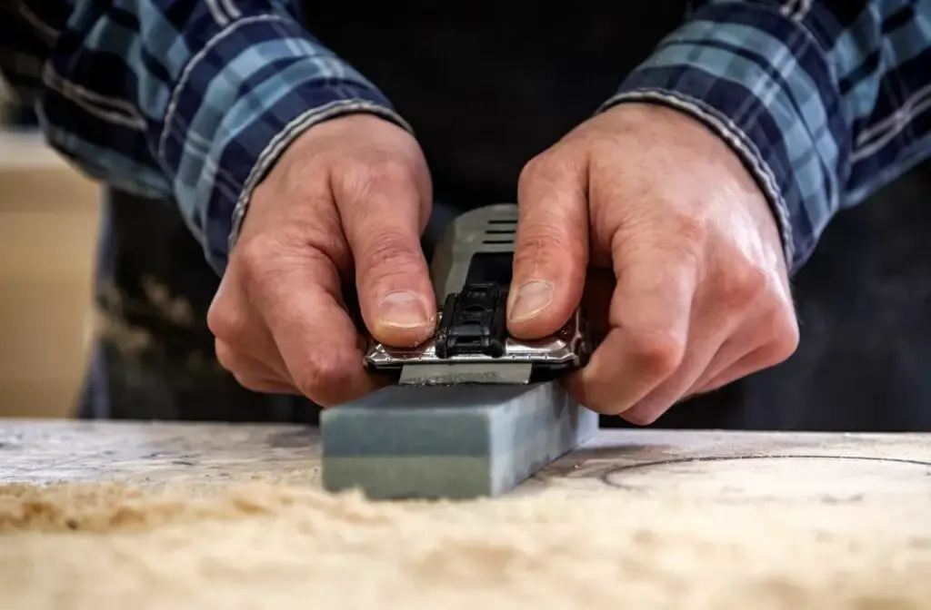 Flattening A Whetstone With A Lapping Stone