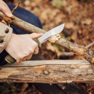 Knives and the Outdoors