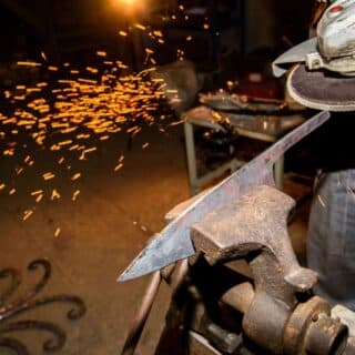How to Make a Knife From Recycled Material