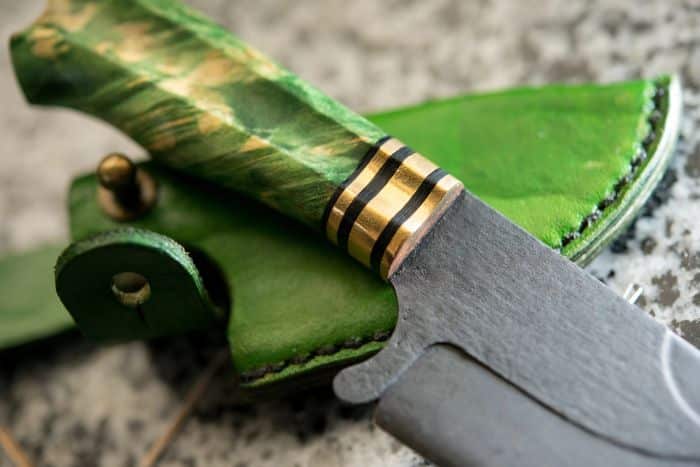 How to Make a Knife From Recycled Materials