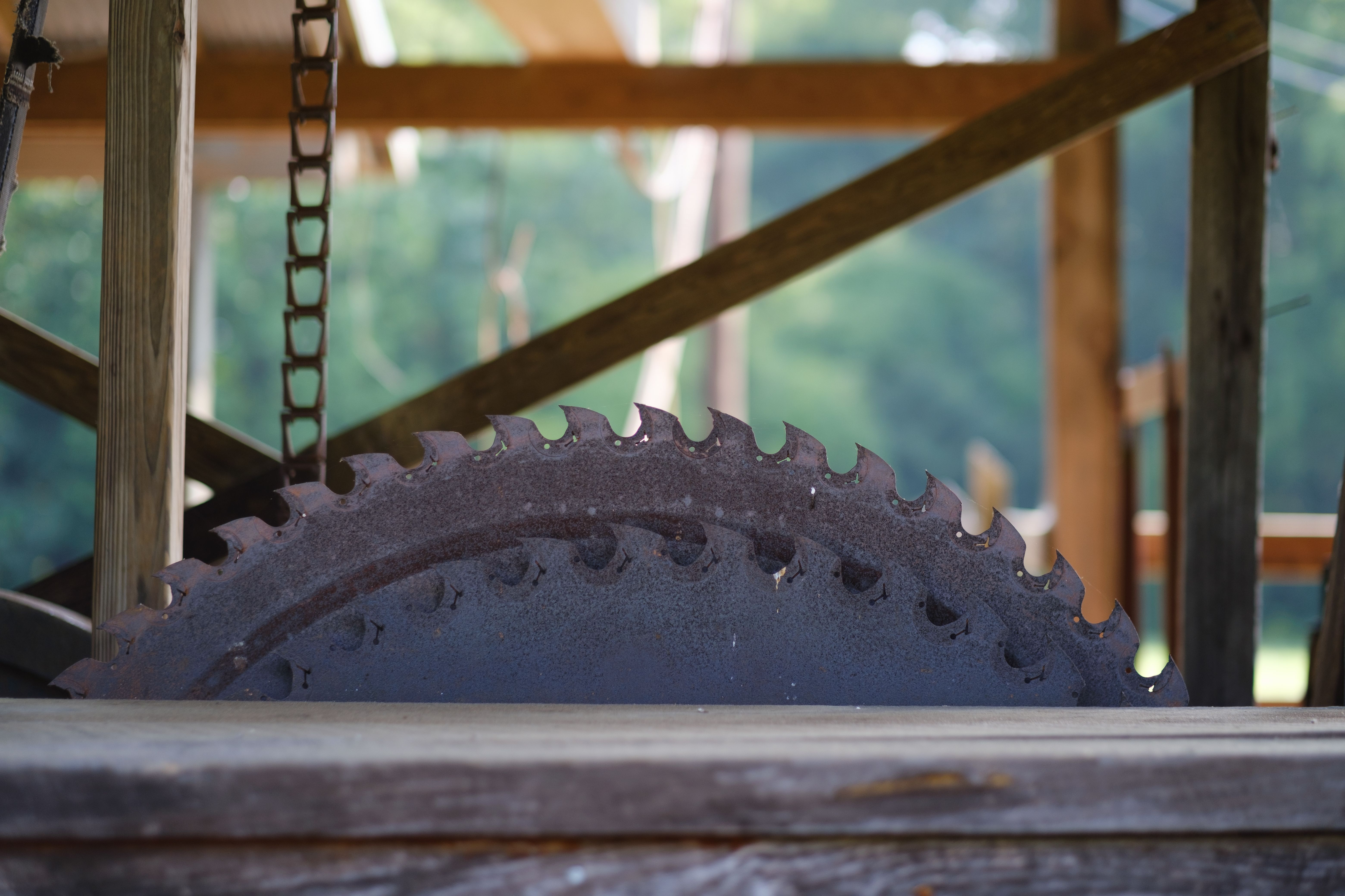 ow to Make a Knife from Recycled Materials